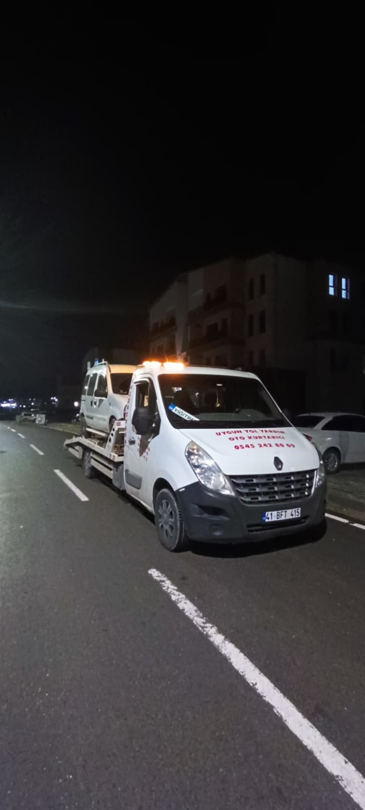 Çayırova Oto Çekici | 7/24 Oto Kurtarma ve Yol Yardım 